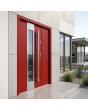 porte contemporaine en acier inoxydable rouge avec panneau latéral