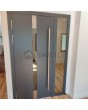 Porte à charnières LIM en aluminium anthracite avec fenêtre latérale droite