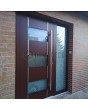 Porte à charnières LIM en aluminium acajou avec fenêtre latérale droite